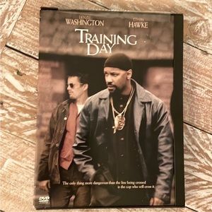3/$15 u pick dvds📀or 1/$9~ Training Day